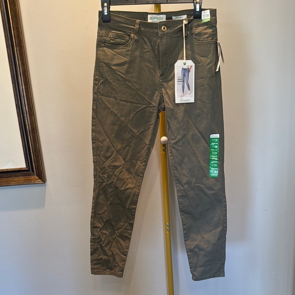 Celebrity Pink Olive Green mid rise ankle Skinny jeans NWT 7/28